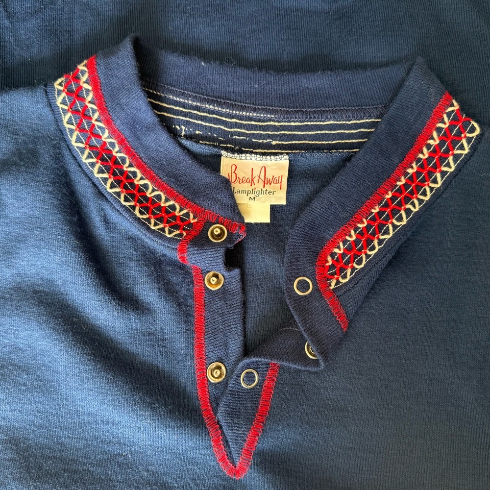 Vintage BreakAway Lamplighter sweater